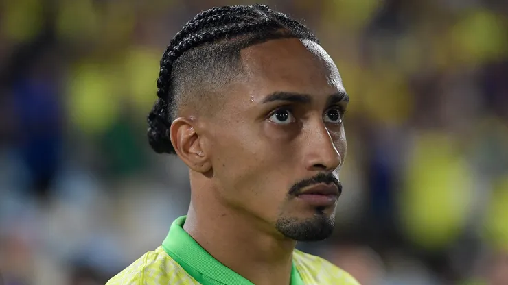 Raphinha durante partidda contra o Chile nas eliminatórias da Copa do Mundo.