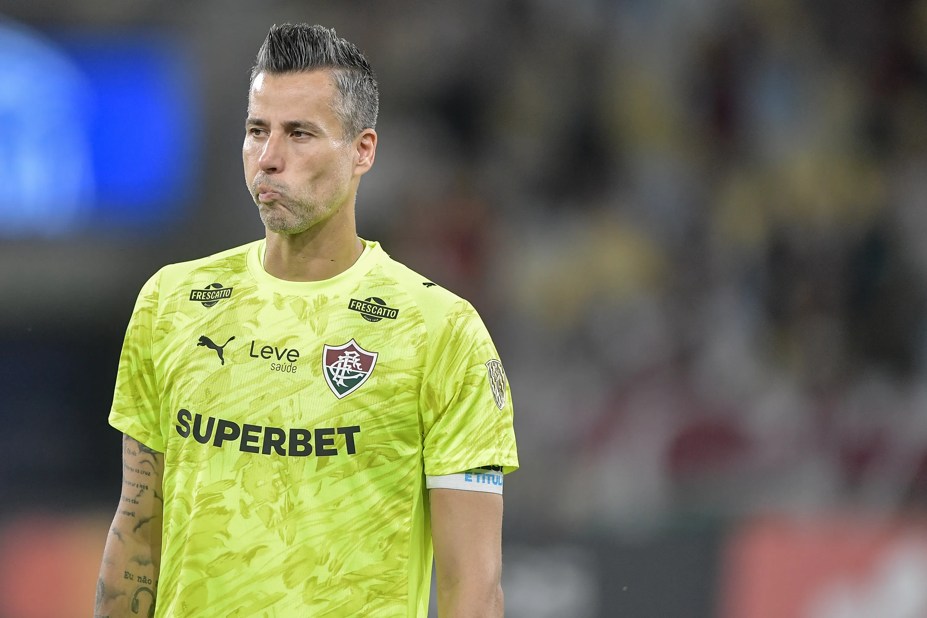 Fábio durante partida contra o Bolívar no Maracanã pela Copa Libertadores 2026. Foto: Thiago Ribeiro/AGIF.