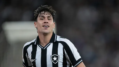 Ferraresi tende a permanecer no Botafogo.