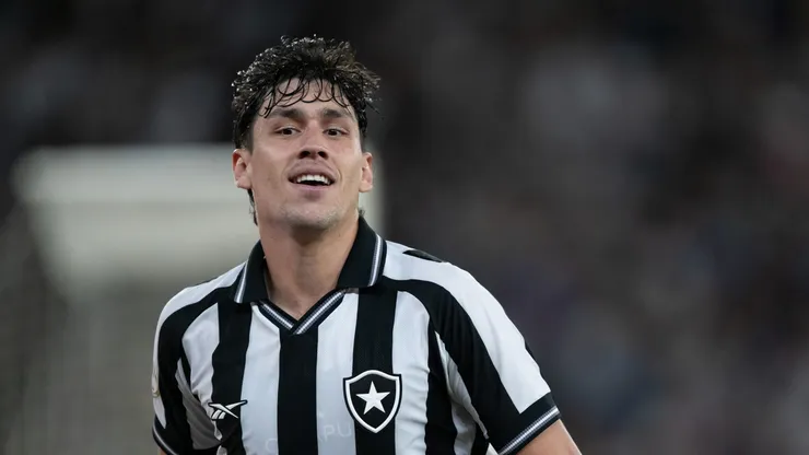 Ferraresi tende a permanecer no Botafogo.