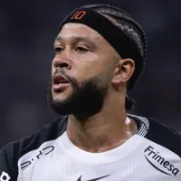 Jesse Lingard pede permanência de Memphis Depay no Corinthians