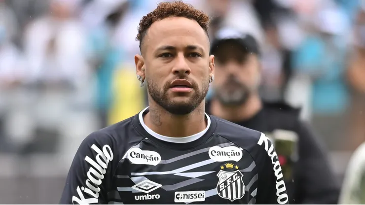 Neymar durante confronto contra o Coritiba no Brasileirão de 2026.