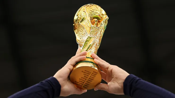 Taça da Copa do Mundo 2026. Foto: Ryan Pierse/Getty Images
