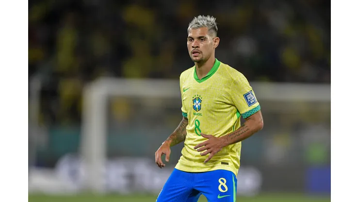 Bruno Guimaraes jogador do Brasil durante partida contra o Chile no estadio Maracana pelo campeonato Eliminatorias Copa Do Mundo 2026.