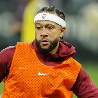 Depay responde para Marcelo Paz sobre renovar com o Corinthians