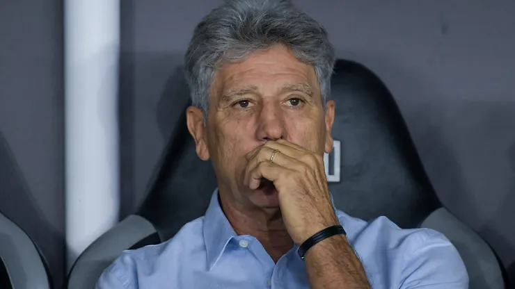 Renato durante confronto contra o Bragantino no Brasileirão de 2026.