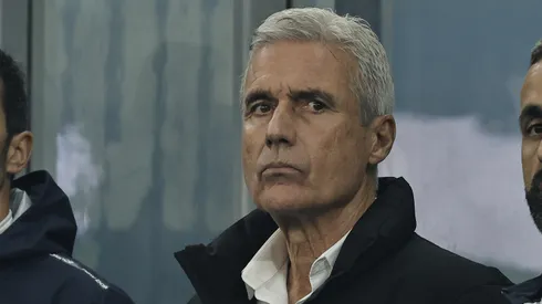 RS - PORTO ALEGRE - 23/05/2026 - BRASILEIRO A 2026, GREMIO X SANTOS - Luis Castro tecnico do Gremio durante partida contra o Santos no estadio Arena do Gremio pelo campeonato Brasileiro A 2026. Foto: Roberto Vinicius/AGIF