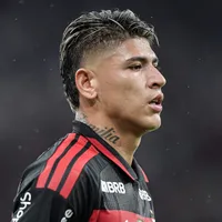 Flamengo decide negociar Carrascal após a Copa