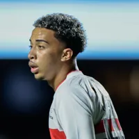 Pedro Ferreira pode ganhar vaga de titular no São Paulo