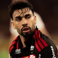 Torcida do Flamengo cobra Paquetá após desempenho abaixo