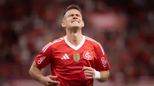 Rafael Borre jogador do Internacional lamenta durante partida contra o [EQUIPE 2] no estadio Beira-Rio pelo campeonato Gaucho 2026.