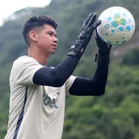 Torcida do Botafogo questiona ‘sumiço’ de Cristhian Loor