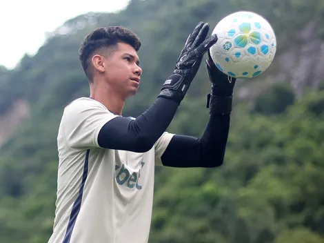 Torcida do Botafogo questiona ‘sumiço’ de Cristhian Loor
