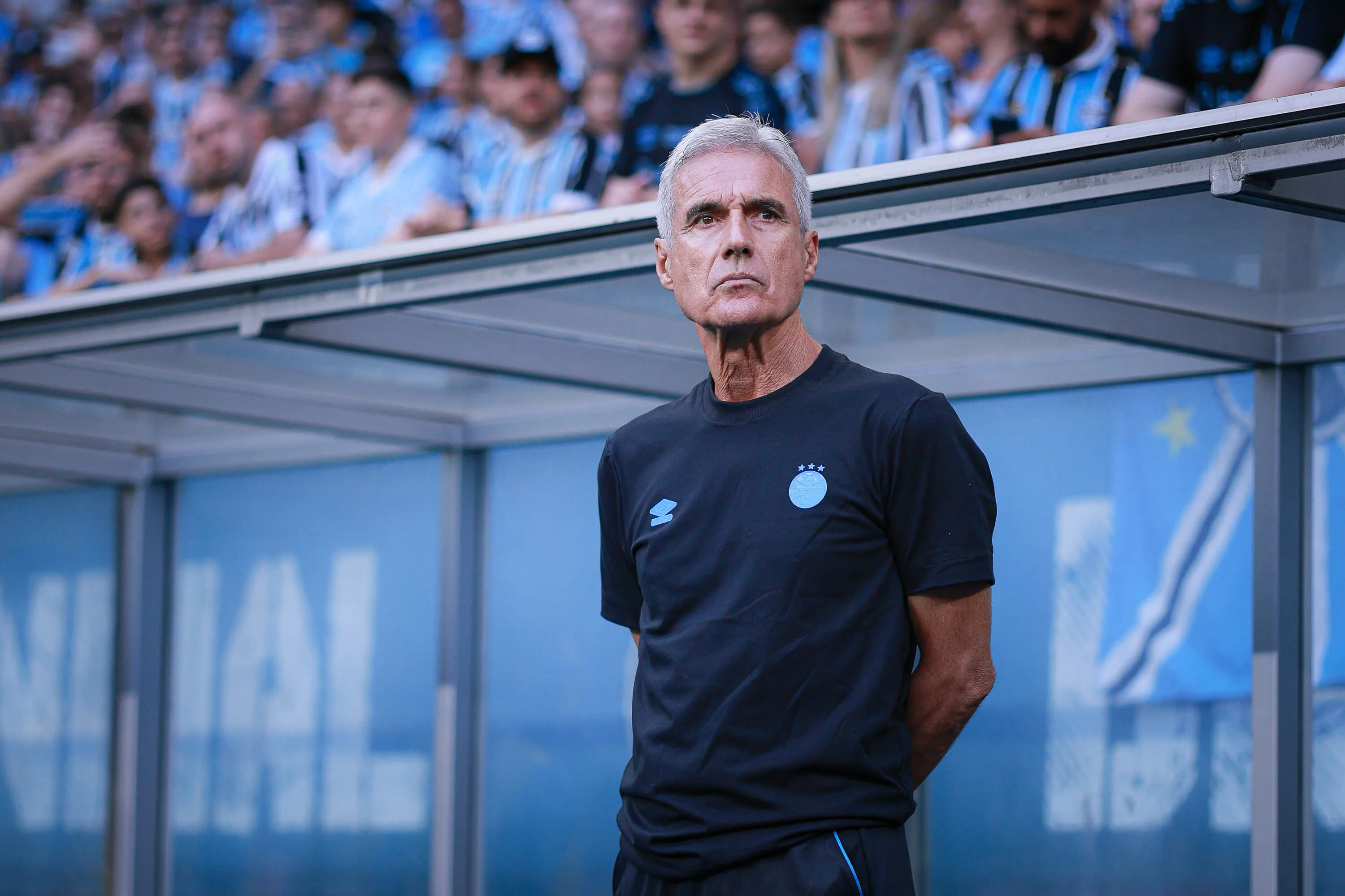 Luis Castro tecnico do Gremio durante partida contra o Sao Luiz-RS no estadio Arena do Gremio pelo campeonato Gaucho 2026. Foto: Maxi Franzoi/AGIF