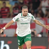 Paulinho é denunciado pelo STJD