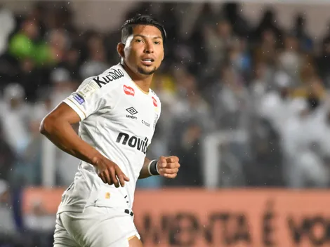 Rony quebra o silêncio e descarta saída do Santos para o Athletico-PR