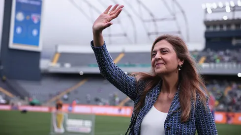 Leila Pereira volta a descartar demissão de Abel Ferreira no Palmeiras