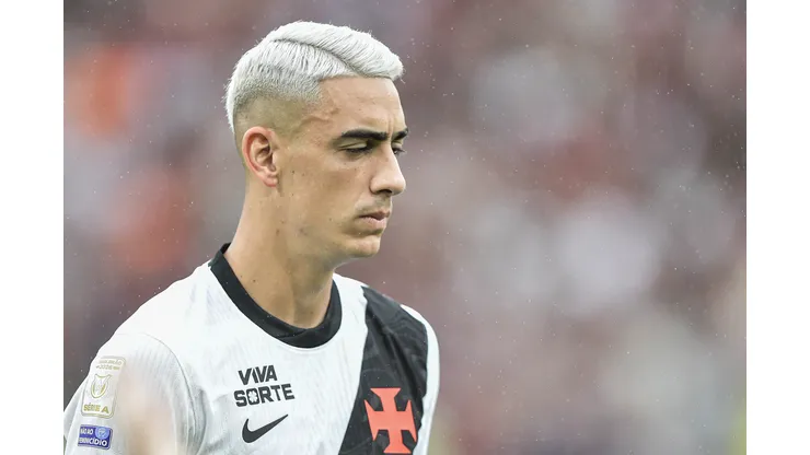 RJ - RIO DE JANEIRO - 03/05/2026 - BRASILEIRO A 2026, FLAMENGO X VASCO - Puma Rodriguez jogador do Vasco durante partida contra o Flamengo no estadio Maracana pelo campeonato Brasileiro A 2026. Foto: Thiago Ribeiro/AGIF