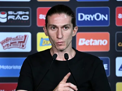 Filipe Luís é prioridade para assumir o Bayer Leverkusen