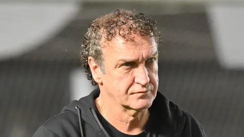 Ex-técnico do Atlético-MG, Cuca comanda o Santos