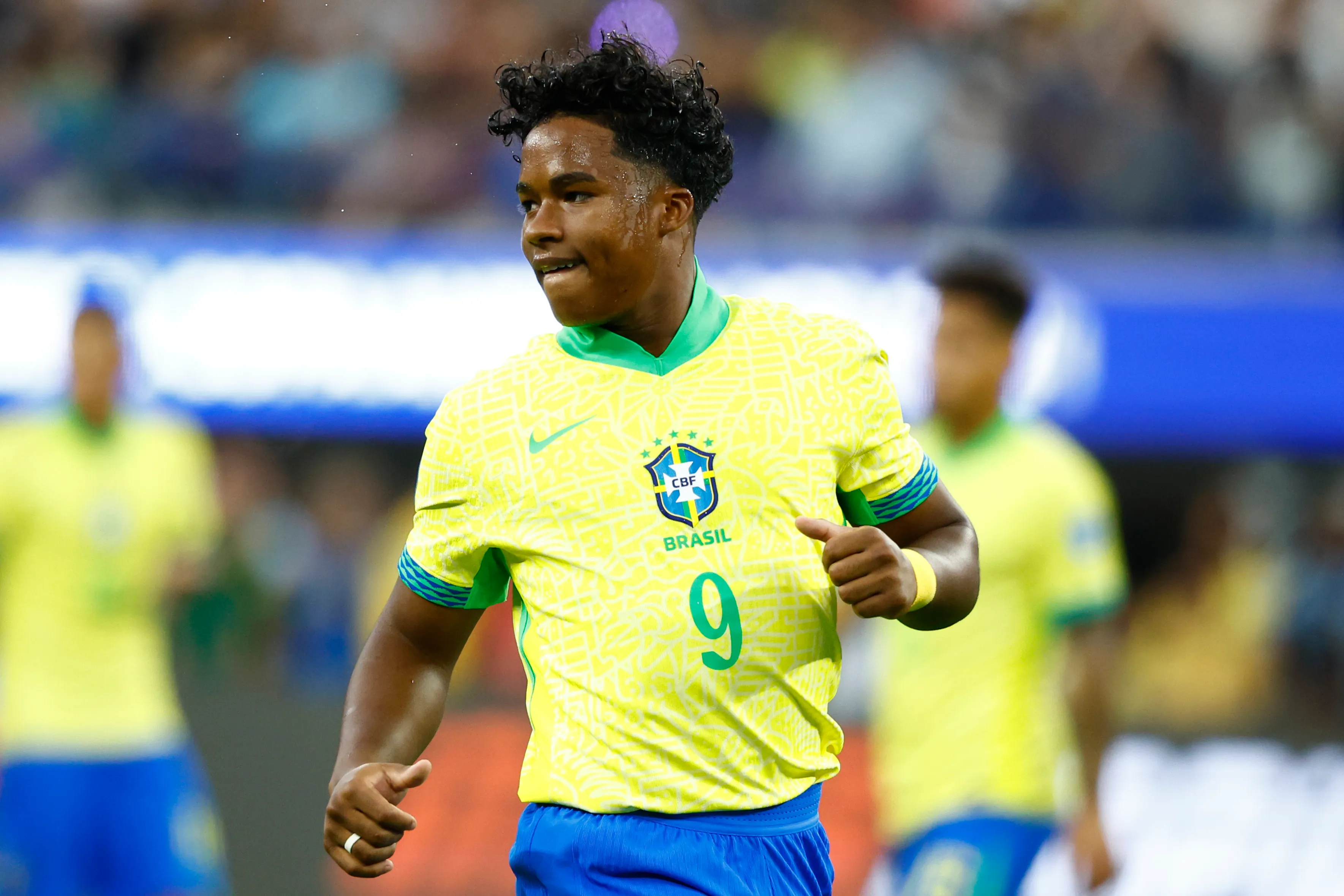 INGLEWOOD, CALIFORNIA – JUNE 24: Endrick of Brazil looks on during the CONMEBOL Copa America 2024 Group D match between Brazil and Costa Rica at SoFi Stadium on June 24, 2024 in Inglewood, California. (Photo by Ronald Martinez/Getty Images)