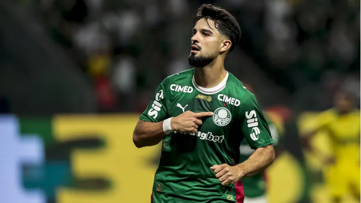 Flaco Lopez jogador do Palmeiras comemora seu gol durante partida contra o Mirassol no estadio Arena Allianz Parque pelo campeonato Brasileiro A 2026.