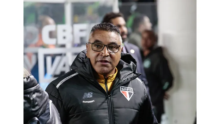 RS - CAXIAS DO SUL - 13/05/2026 - COPA DO BRASIL 2026, JUVENTUDE X SAO PAULO - Roger Machado tecnico do Sao Paulo durante partida contra o Juventude no estadio Alfredo Jaconi pelo campeonato Copa Do Brasil 2026. Foto: Luiz Erbes/AGIF