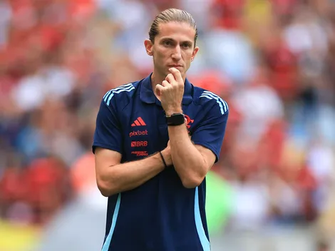 Filipe Luís, ex-Flamengo, assina contrato com o Monaco