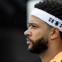 Memphis Depay 'treta' com conselheiros do Corinthians