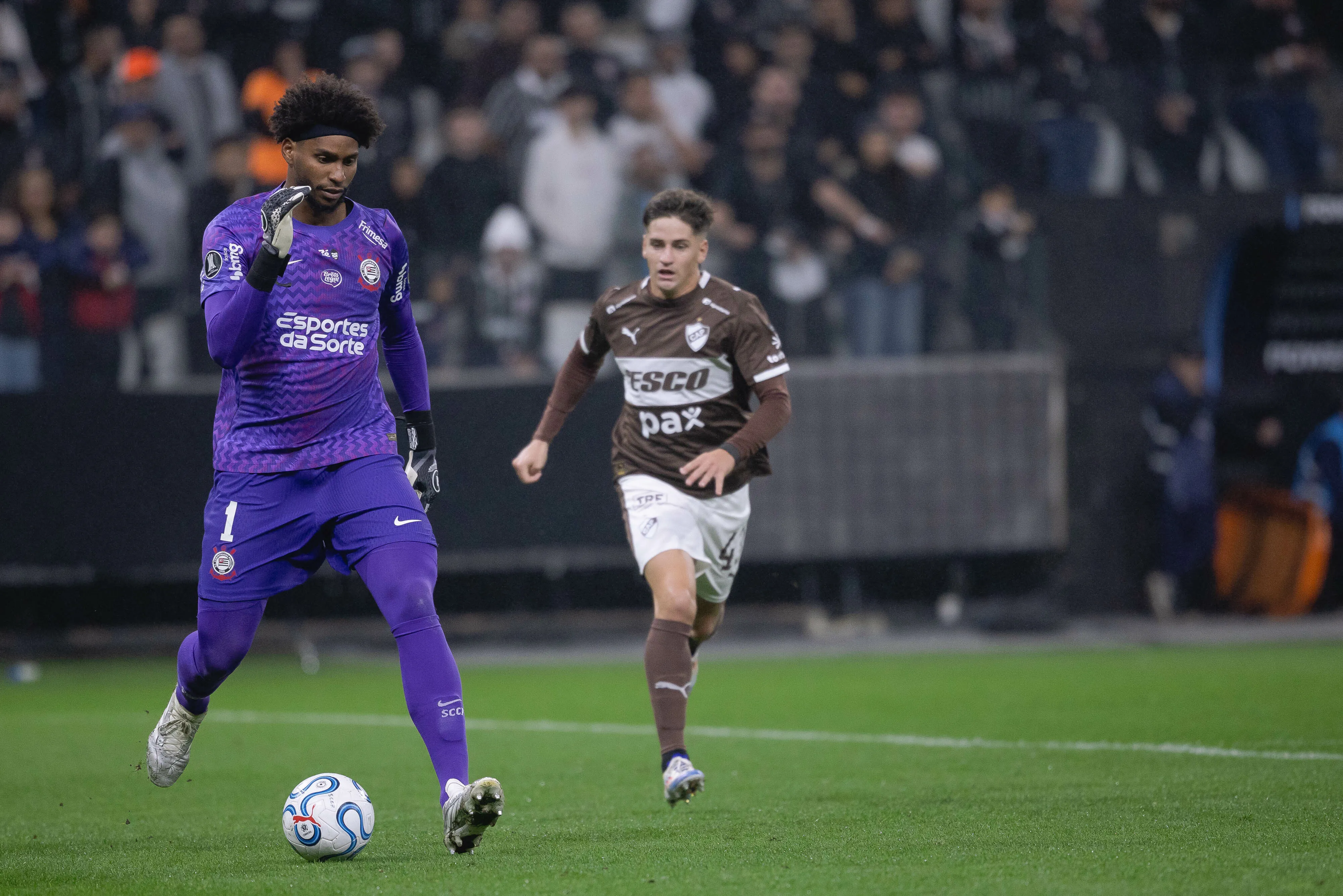 SP – SAO PAULO – 27/05/2026 – COPA LIBERTADORES 2026, CORINTHIANS X PLATENSE – Hugo Souza goleiro do Corinthians durante partida contra o Platense no estadio Arena Corinthians pelo campeonato Copa Libertadores 2026. Foto: Ettore Chiereguini/AGIF