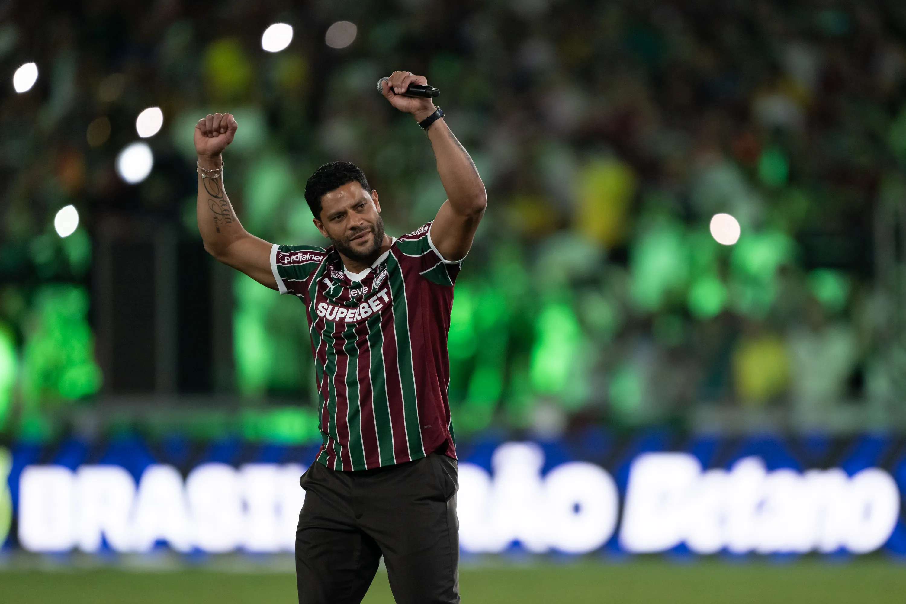 RJ – RIO DE JANEIRO – 16/05/2026 – BRASILEIRO A 2026, FLUMINENSE X SAO PAULO – Hulk jogador do Fluminense antes da partida contra o Sao Paulo no estadio Maracana pelo campeonato Brasileiro A 2026. Foto: Jorge Rodrigues/AGIF
