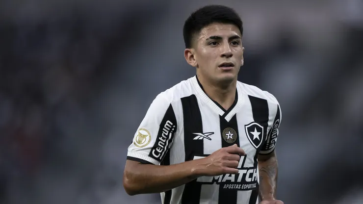 Thiago Almada jogador do Botafogo durante partida contra o Cuiaba no estadio Engenhao pelo campeonato Brasileiro A 2024.