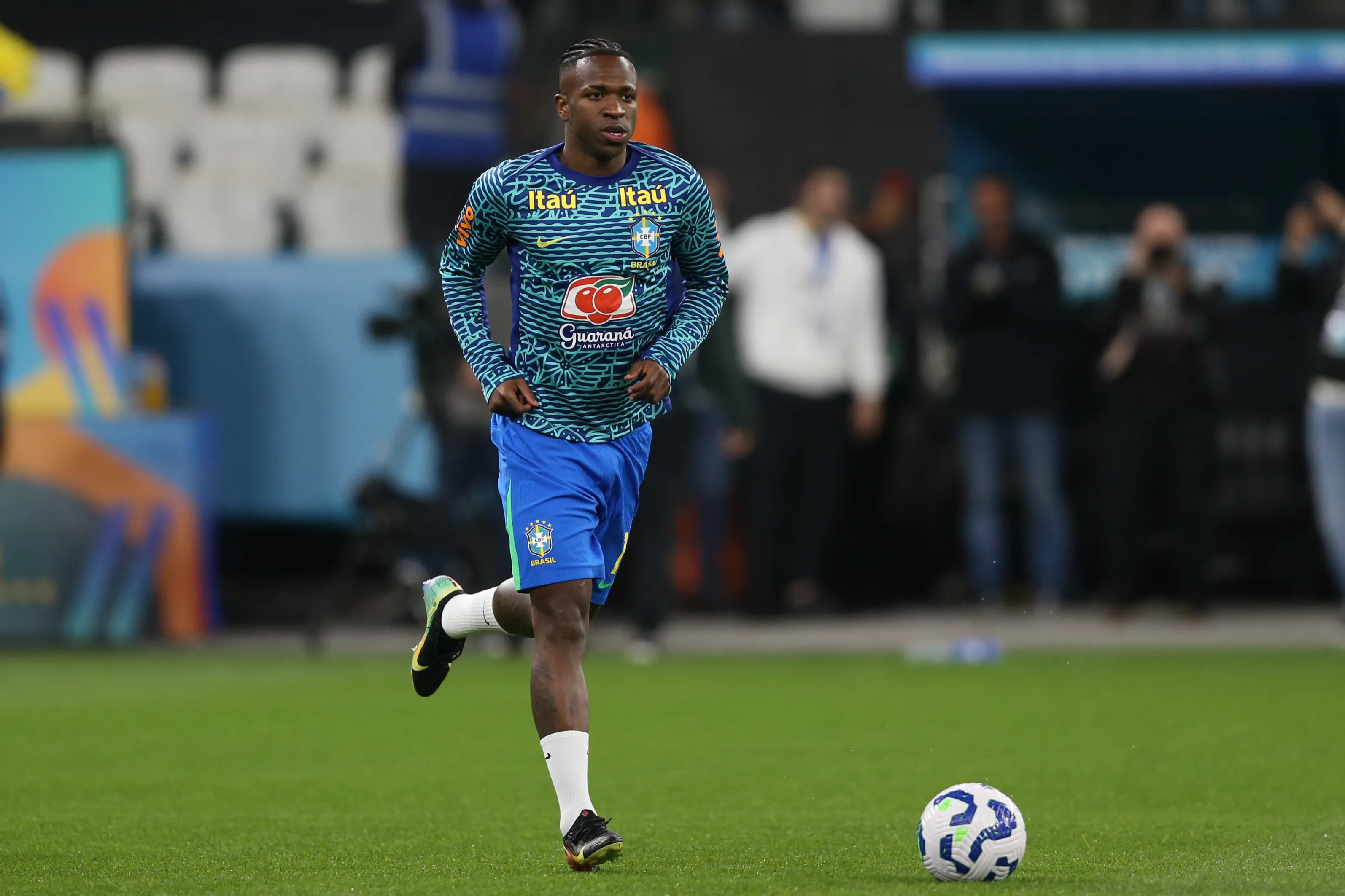 SP – SAO PAULO – 10/06/2025 – ELIMINATORIAS COPA DO MUNDO 2026, SELECAO BRASILEIRA X PARAGUAI – Vinicius Junior jogador da Selecao Brasileira durante a partida entre Brasil e Paraguai na Neo Quimica Arena em Sao Paulo (SP), pelas Eliminatorias da Copa do Mundo 2026. Foto: Marlon Costa/AGIF