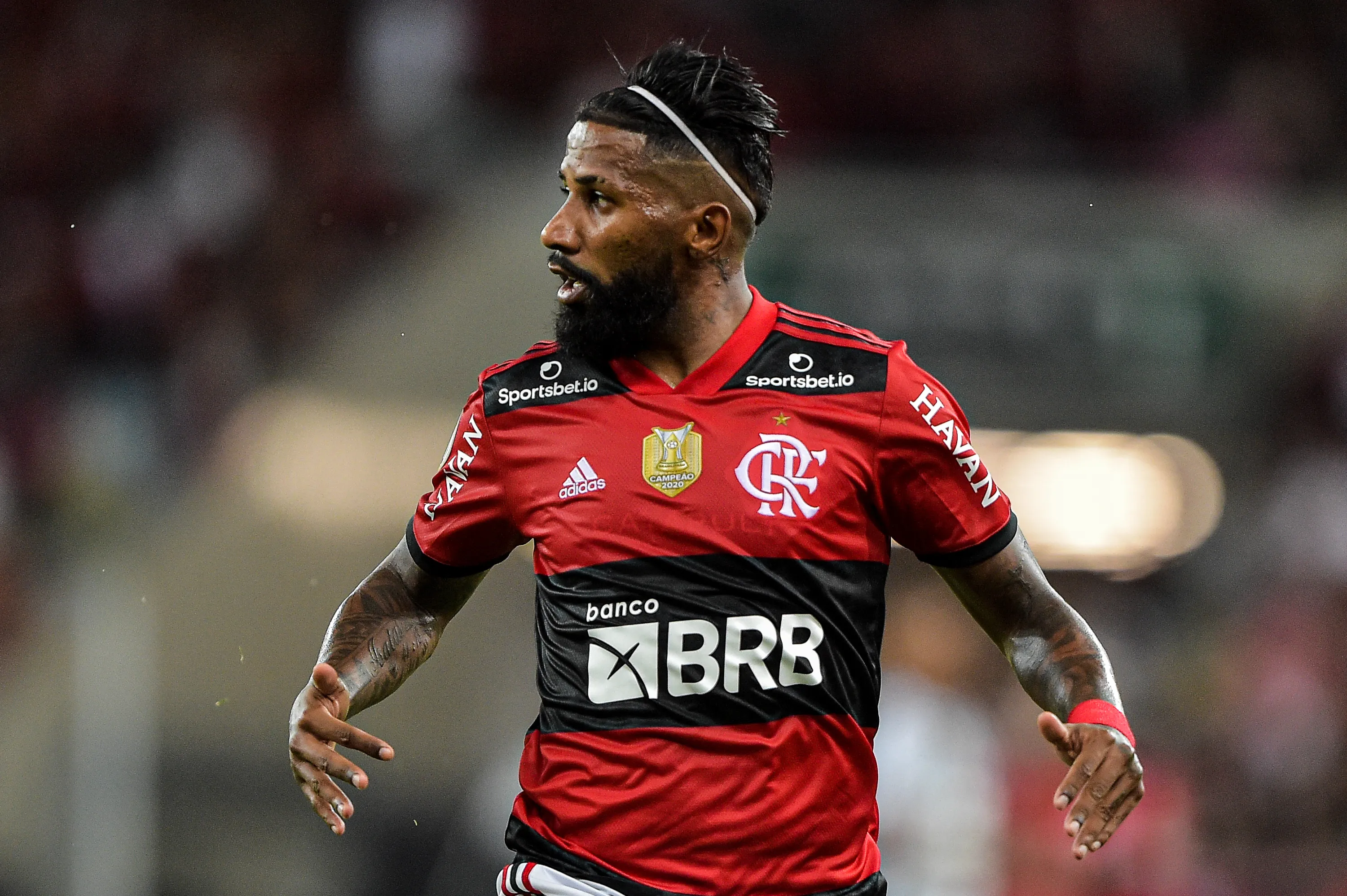 RJ – Rio de Janeiro – 06/12/2021 – BRASILEIRO A 2021, FLAMENGO X SANTOS – Rodinei jogador do Flamengo durante partida contra o Santos no estadio Maracana pelo campeonato Brasileiro A 2021. Foto: Thiago Ribeiro/AGIF