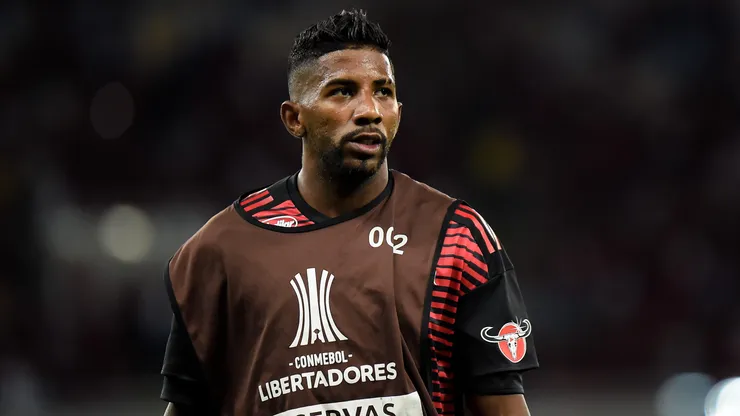 Rodinei jogador do Flamengo durante aquecimento antes da partida contra o Emelec no estadio Maracana pelo campeonato Copa Libertadores 2018.