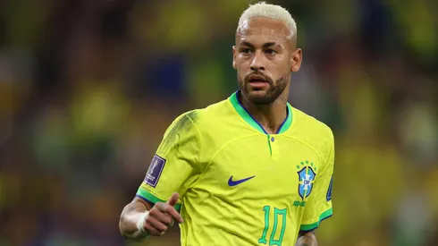 Neymar, do Brasil, reage durante a partida das quartas de final da Copa do Mundo FIFA Catar 2022 entre Croácia e Brasil, no Estádio Cidade da Educação, em 9 de dezembro de 2022, em Al Rayyan, Catar. (Foto de Alex Grimm/Getty Images)