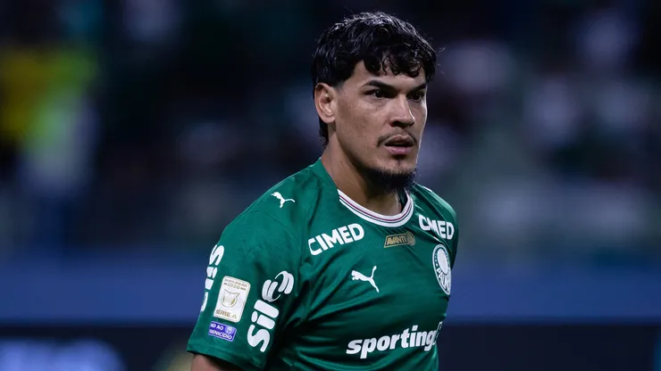 Gustavo Gómez jogador do Palmeiras durante partida contra o Athletico-PR no estádio Arena Allianz Parque pelo campeonato Brasileiro A 2026. Foto: Ettore Chiereguini/AGIF