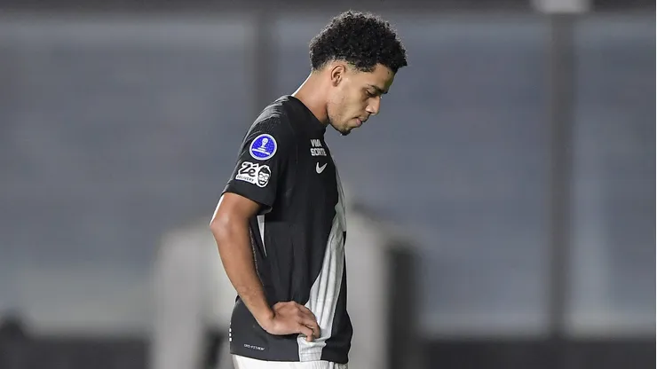 Brenner jogador do Vasco durante partida contra o Barracas Central no estadio Sao Januario pelo campeonato Copa Sul-Americana 2026. Foto: Thiago Ribeiro/AGIF