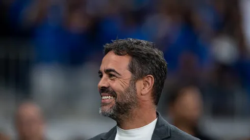 MG - BELO HORIZONTE - 28/05/2026 - COPA LIBERTADORES 2026, CRUZEIRO X BARCELONA DE GUAYAQUIL - Artur Jorge tecnico do Cruzeiro durante partida contra o Barcelona de Guayaquil no estadio Mineirao pelo campeonato Copa Libertadores 2026. Foto: Alessandra Torres/AGIF
