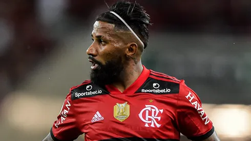 Rodinei durante partida contra o Santos no Campeonato Brasileiro de 2021.