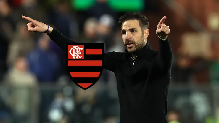 O treinador do Como 1907, Cesc Fàbregas, comemora a vitória ao final da partida da Serie A entre Como 1907 e AS Roma no Estádio Giuseppe Sinigaglia, em 15 de março de 2026, em Como, Itália. (Foto de Marco Luzzani/Getty Images)
