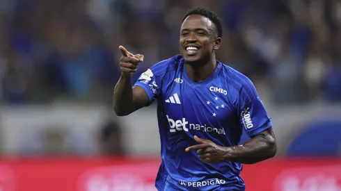 MG - BELO HORIZONTE - 24/05/2026 - BRASILEIRO A 2026, CRUZEIRO X CHAPECOENSE - Sinisterra jogador do Cruzeiro comemora seu gol durante partida contra o Chapecoense no estadio Mineirao pelo campeonato Brasileiro A 2026. Foto: Gilson Lobo/AGIF