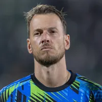 Neto pede desculpas após expulsão no Botafogo