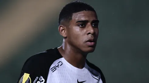 Gui Negão durante confronto contra a Portuguesa no Campeonato Paulista de 2026.