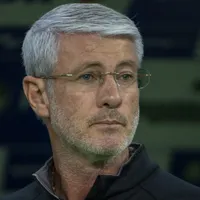 Odair projeta janela de transferências do Athletico-PR