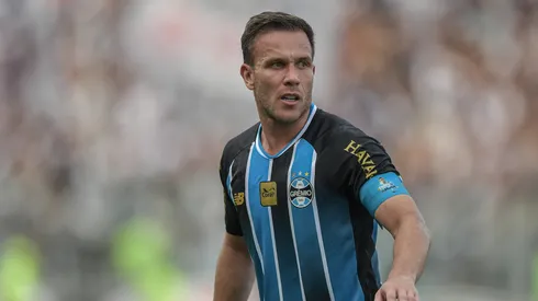 Arthur jogador do Grêmio durante partida contra o Vasco no estádio São Januário pelo campeonato Brasileiro A 2026. Foto: Thiago Ribeiro/AGIF