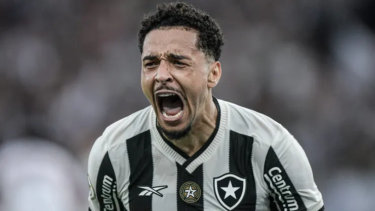 Gregore durante confronto contra o São Paulo no Brasileirão de 2024.