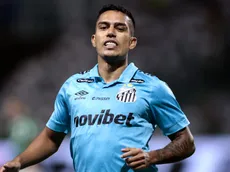 Cuca revela dedo quebrado de Igor Vinícius no Santos