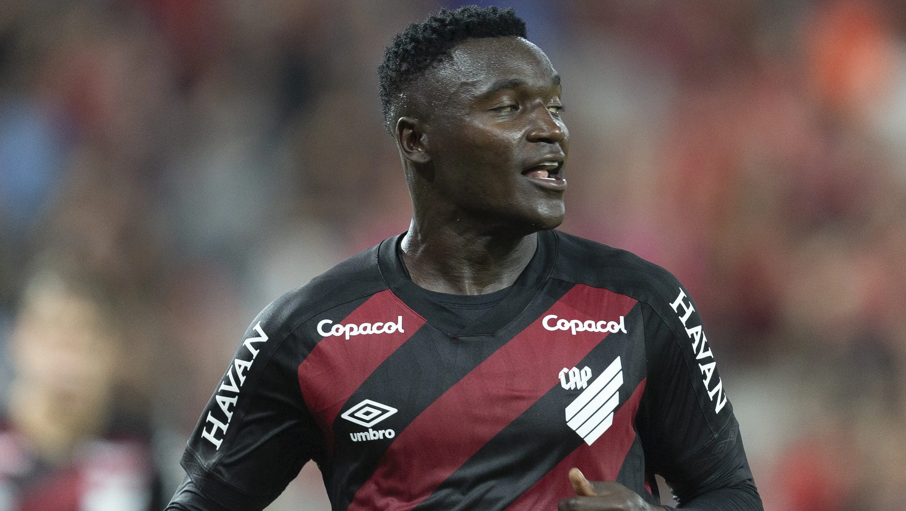 Viveros, atacante do Athletico. Foto: Hedeson Alves/AGIF