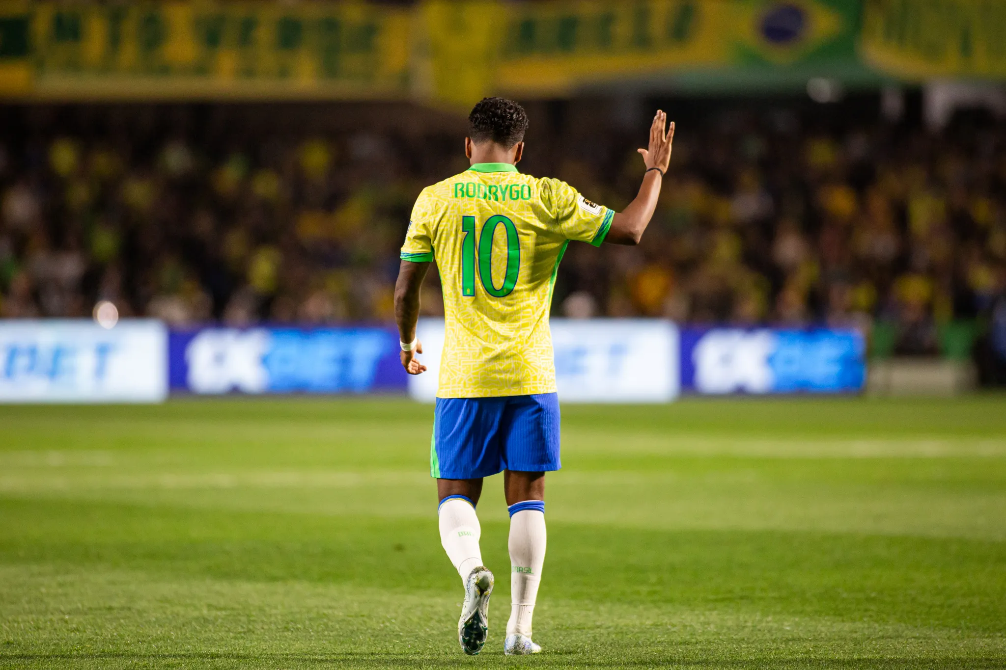 Rodrygo jogador do Brasil durante partida contra o Equador no estadio Couto Pereira pelo campeonato Eliminatorias Copa Do Mundo 2026. Foto: Luis Garcia/AGIF